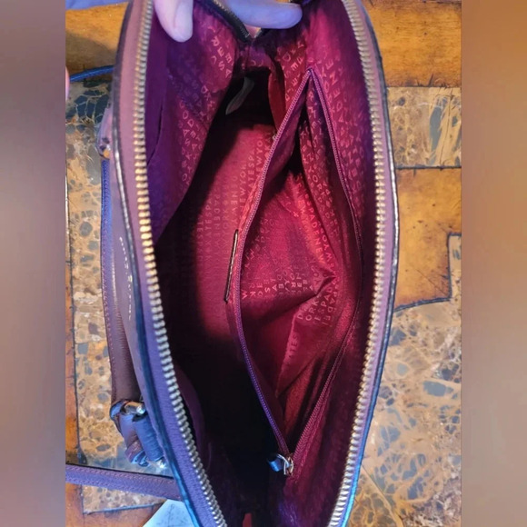 Kate Spade 2 way pebbled leather - Picture 8 of 11